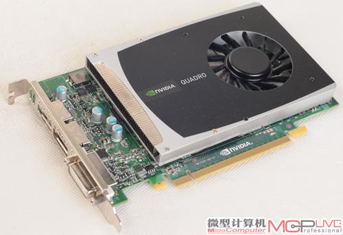 采用的NVIDIA Quadro 2000专业显卡